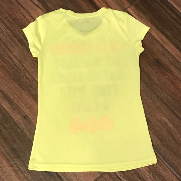 NWOT 🦇 Batman Junior’s workout shirt - Picture 3 of 3